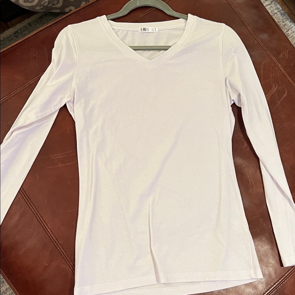 White V-Neck Long Sleeve Shirt